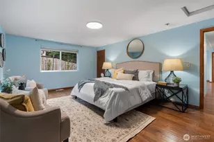 6741 Cooper Point Rd NW, Olympia, WA 98502 - Photo 15