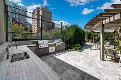 1301 Spring Street #5A, Seattle, WA 98104 - Photo 27