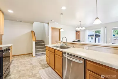 21622 SE 297th Street, Kent, WA 98042 - Photo 7