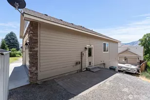 1541 N Anne Ave, East Wenatchee, WA 98802 - Photo 7