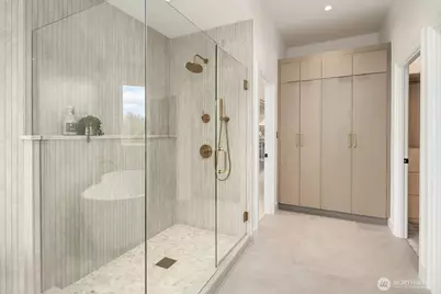 9506 NE Points Drive, Kirkland, WA 98033 - Photo 23