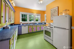 1435 9th Ave W, Seattle, WA 98119 - Photo 13