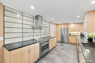 22221 92nd Avenue W, Edmonds, WA 98020 - Photo 11