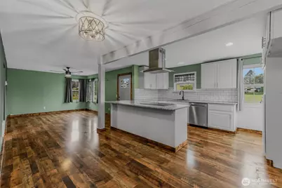 334 Roake Avenue, Castle Rock, WA 98611 - Photo 15