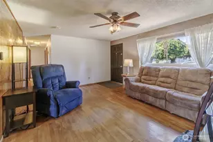 1512 5th Ave SW, Puyallup, WA 98371 - Photo 5