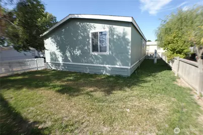 900 N Grape Drive #35, Moses Lake, WA 98837 - Photo 3