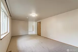 1102 Scarlet Oaks Dr SE, Olympia, WA 98503 - Photo 9