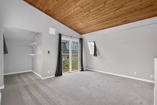 5521 Brooklyn Ave NE, Seattle, WA 98105 - Photo 29