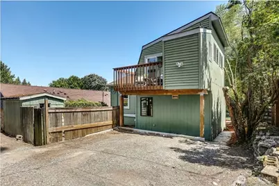 5521 Brooklyn Avenue NE, Seattle, WA 98105 - Photo 19