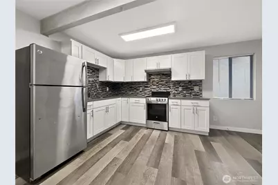 5521 Brooklyn Avenue NE, Seattle, WA 98105 - Photo 23