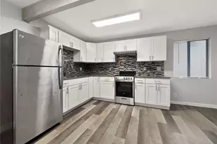 5521 Brooklyn Ave NE, Seattle, WA 98105 - Photo 23