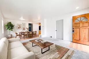 5521 Brooklyn Ave NE, Seattle, WA 98105 - Photo 3