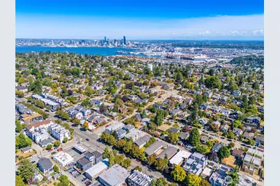 4018 California Avenue SW, Seattle, WA 98166 - Photo 13
