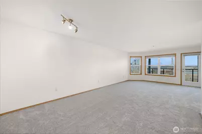 705 N State Street #301, Bellingham, WA 98225 - Photo 7