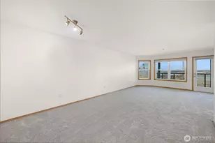 705 N State St, Bellingham, WA 98225 - Photo 7