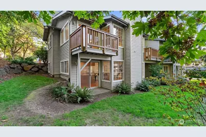 11426 SE 67th Place, Bellevue, WA 98006 - Photo 1