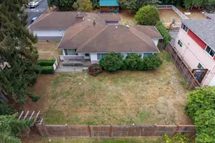 13111 Ashworth Ave N, Seattle, WA 98133 - Photo 33