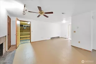 13111 Ashworth Ave N, Seattle, WA 98133 - Photo 13