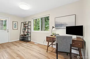 1115 Wildwood Blvd SW, Issaquah, WA 98027 - Photo 11