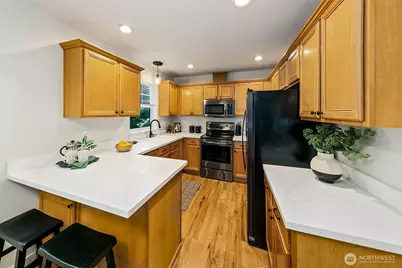 1313 N 95th Street, Seattle, WA 98103 - Photo 7