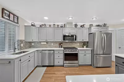9109 69th Avenue NW, Gig Harbor, WA 98332 - Photo 15