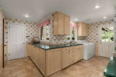 12403 172nd Avenue NE, Redmond, WA 98052 - Photo 15