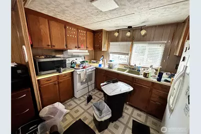 196 Jacobson Road #25, Cathlamet, WA 98612 - Photo 17