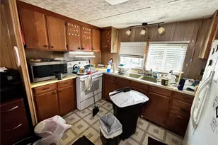 196 Jacobson Rd, Cathlamet, WA 98612 - Photo 17