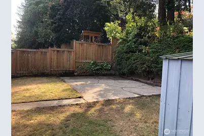 16333 Densmore Avenue N, Shoreline, WA 98133 - Photo 19