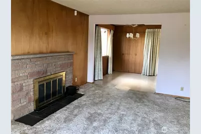 16333 Densmore Avenue N, Shoreline, WA 98133 - Photo 5