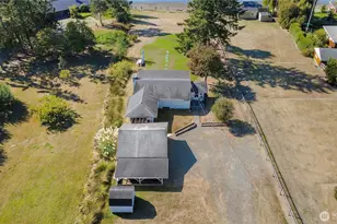 25815 Stuckey Ave SW, Vashon, WA 98070 - Photo 35