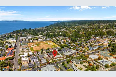 633 Main Street #202, Edmonds, WA 98020 - Photo 33