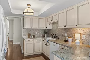 633 Main St, Edmonds, WA 98020 - Photo 17