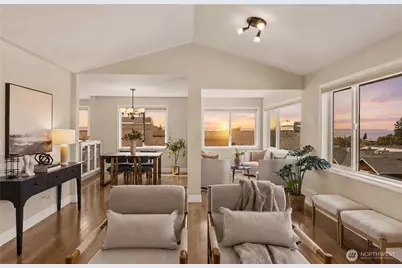 633 Main Street #202, Edmonds, WA 98020 - Photo 1