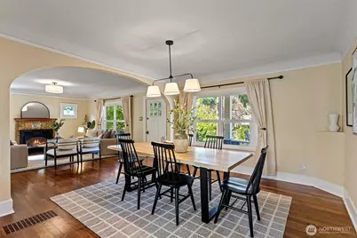15520 Burke Avenue N, Shoreline, WA 98133 - Photo 11