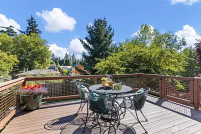 15520 Burke Avenue N, Shoreline, WA 98133 - Photo 15