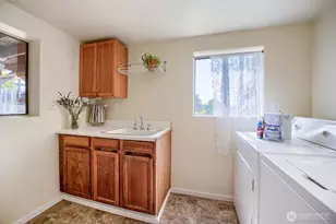 909 SW Langston Rd, Renton, WA 98057 - Photo 19