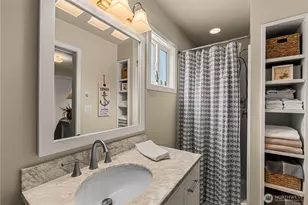 122 E Allen Ave, Chelan, WA 98816 - Photo 17