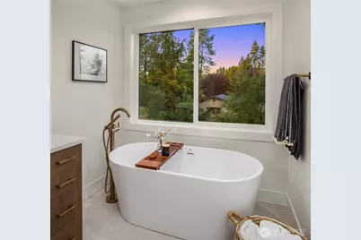 13662 NE 101st Street, Kirkland, WA 98033 - Photo 17