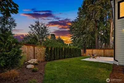13662 NE 101st Street, Kirkland, WA 98033 - Photo 27