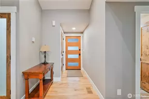 204 Vogel Rd, Castle Rock, WA 98611 - Photo 3