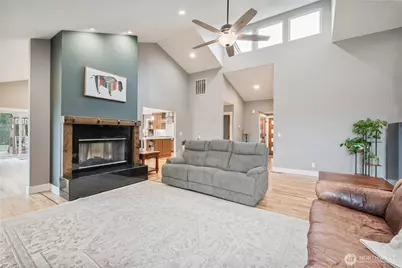 204 Vogel Road, Castle Rock, WA 98611 - Photo 5