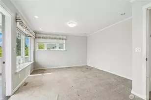 3438 10th Ave W, Seattle, WA 98119 - Photo 17