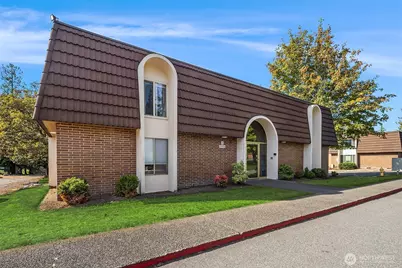 11006 NE 68th Street #811, Kirkland, WA 98033 - Photo 13