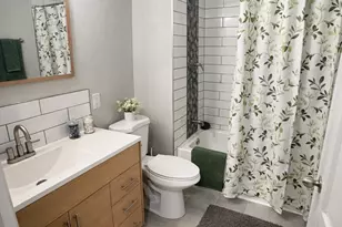 2102 S 12th St, Tacoma, WA 98405 - Photo 15