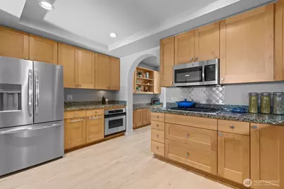 116 Aloha Street #116, Seattle, WA 98109 - Photo 11