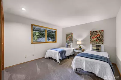 21608 NE 24th Street, Sammamish, WA 98074 - Photo 25