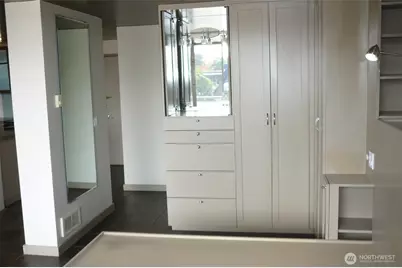 2040 43rd Avenue E #415, Seattle, WA 98112 - Photo 11
