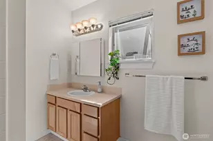 9700 Ravenna Ave NE, Seattle, WA 98115 - Photo 21