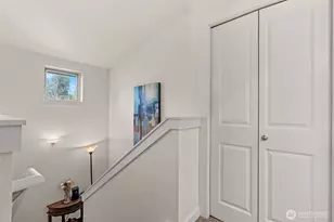 9700 Ravenna Ave NE, Seattle, WA 98115 - Photo 17